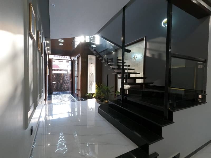 Prime Location House For sale In Beautiful Gulshan-e-Maymar - Sector W 10