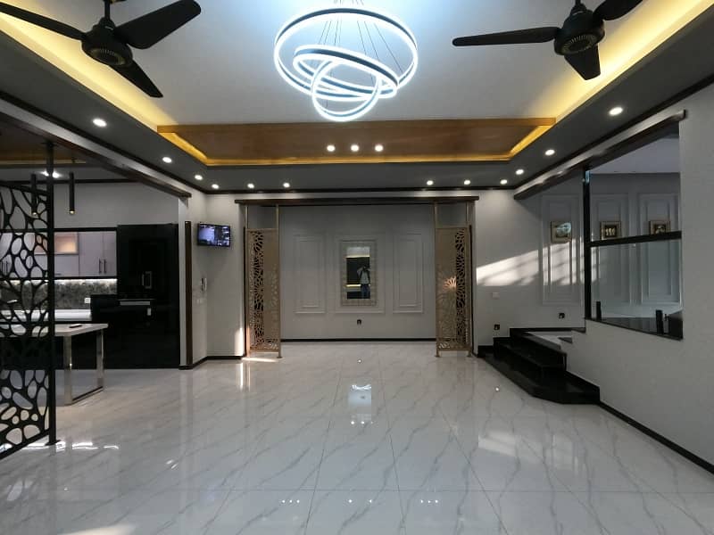 Prime Location House For sale In Beautiful Gulshan-e-Maymar - Sector W 13