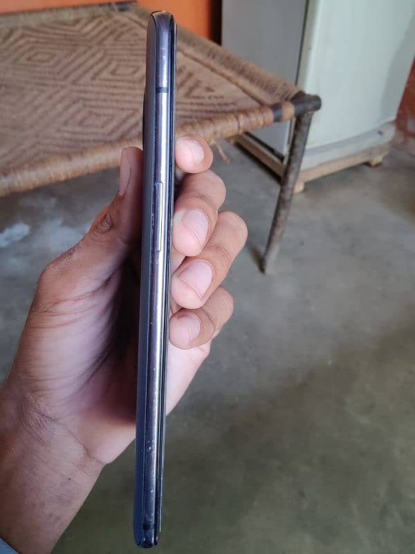 one plus 7T 8/128  pta approved 1