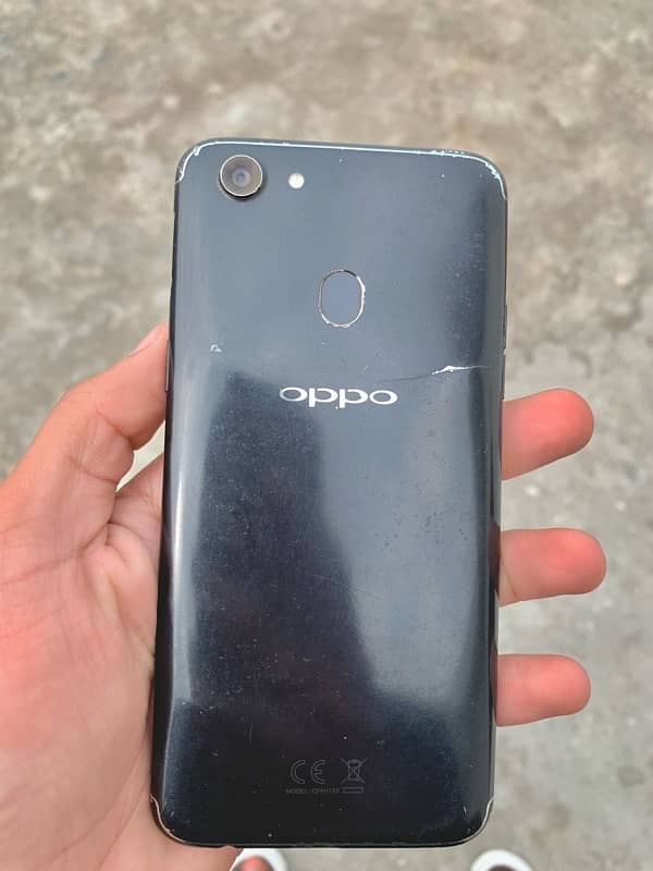 Oppo f5 with original box 1