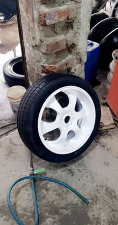 17 inches Alloy Wheels (Light Weight)