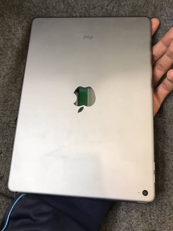 apple ipad air 2 10/10 condition 16gb with box all ok 6