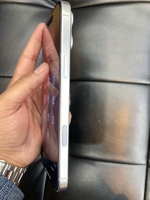 Iphone 16 Pro Max 256GB NON-PTA Factory Unlocked 2