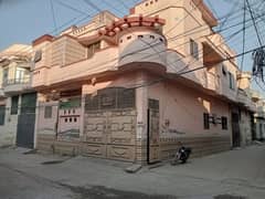 near sui gas road, DC road, gill road in Madina col main Bazar house