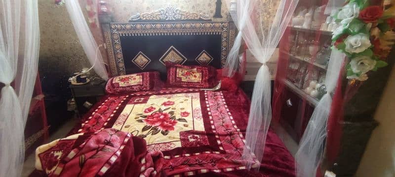 Single bed in new Condition 2