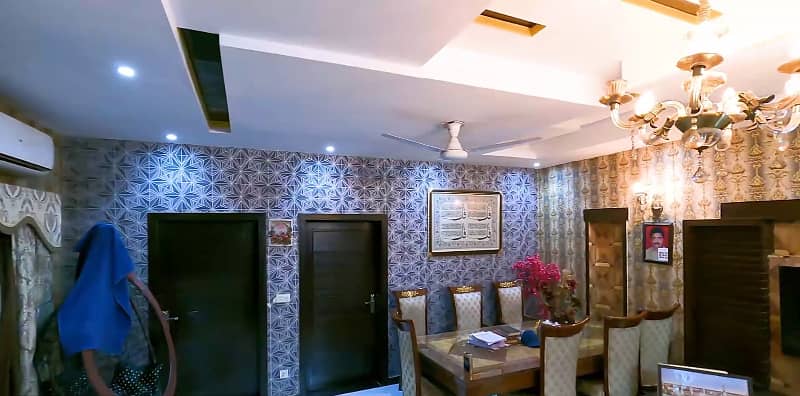 8 Marla Lavish House For SALE In Johar Town 9