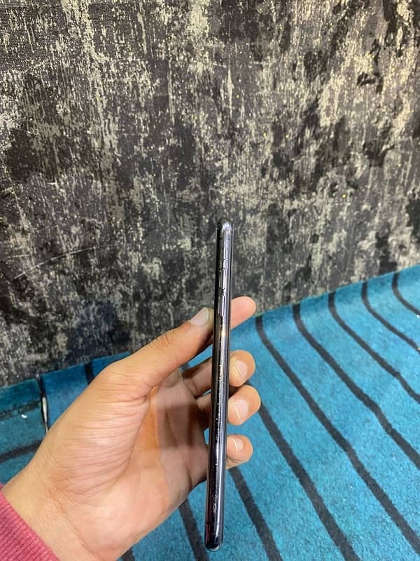 XS Max 3