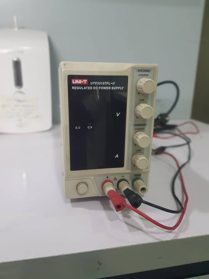 DC power supply 3