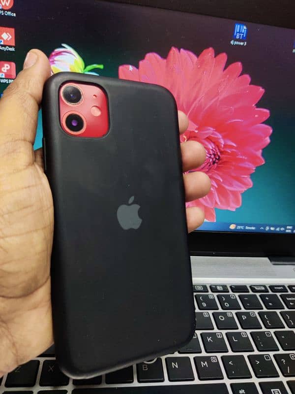 iphone XR 8