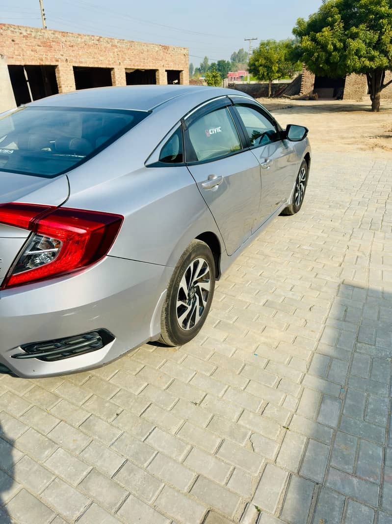 Honda Civic VTi Oriel Prosmatec 2019 4