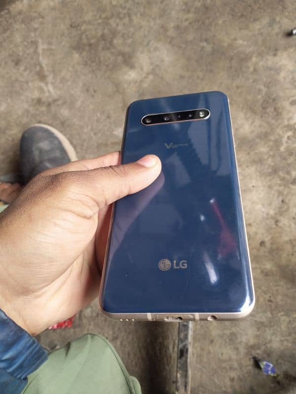 LG V60 ThinQ 5G 1