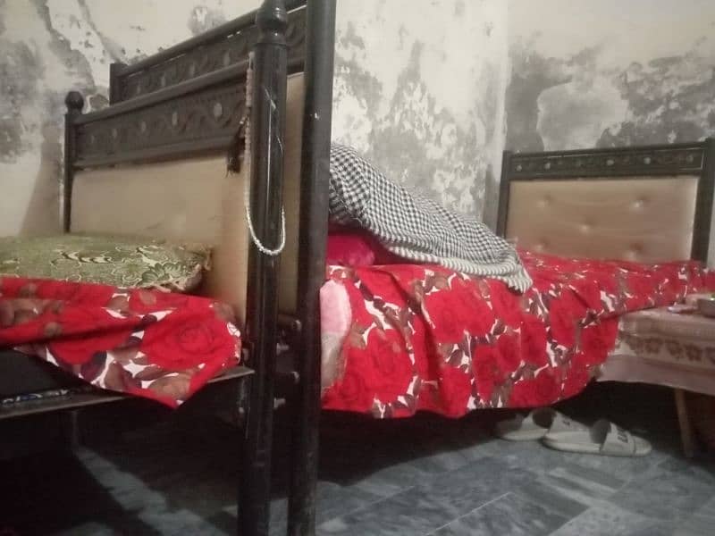 Iron Single bed pair just like new. . . . 1