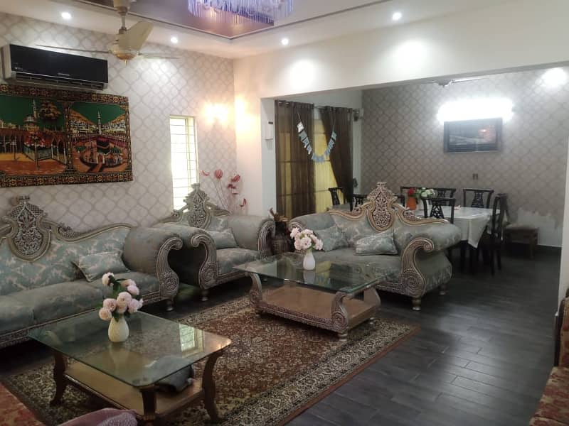 Corner One Kanal House For Sale In Very Attractive Price In Bahria Town Lahore 3