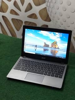 Acer C740 Laptop, 4Gb RAM / 128 GB SSD