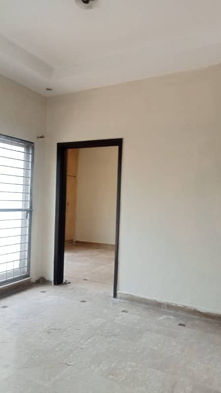 5 Marla House for rent 2