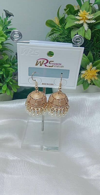 "Beautiful Jhumka Earrings for Sale on OLX" 2