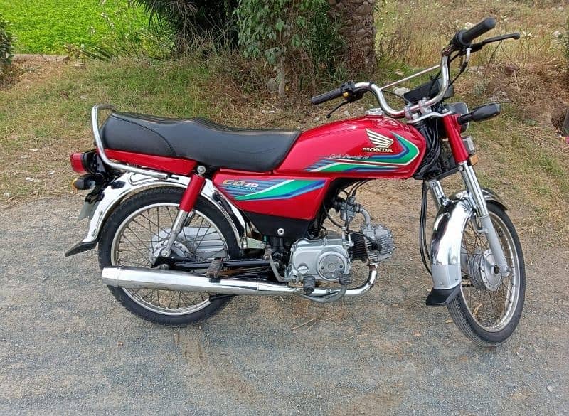 Honda cd 70 16/17 lush condition (only call) 1