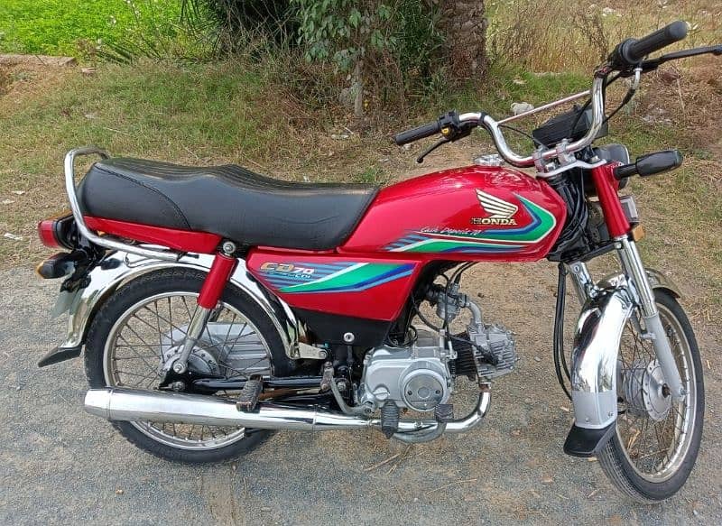 Honda cd 70 16/17 lush condition (only call) 9