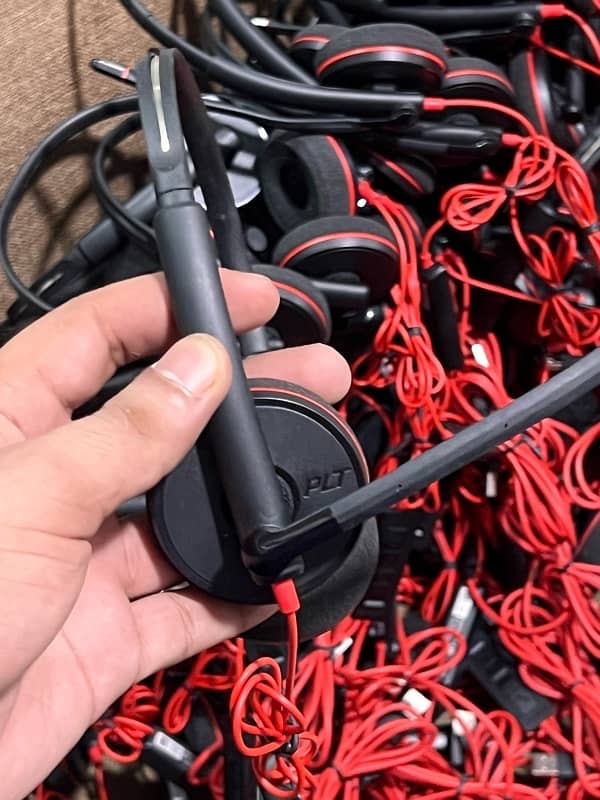 Plantronics Blackwire C3220 USB Noise Cancellation Headphones 4