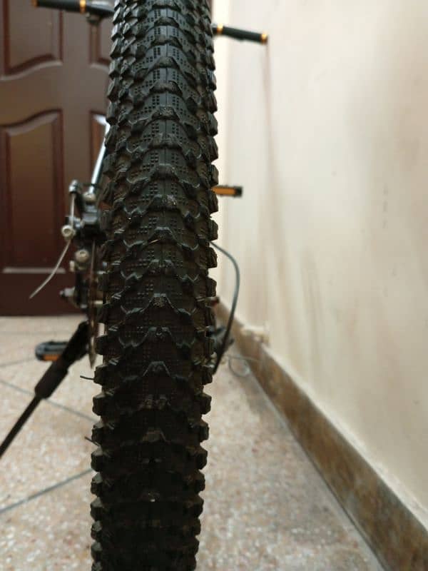 26 INCH IMPORTED ( BE GOOD) GEAR CYCLE 3 MONTHS USED 03417831299 19