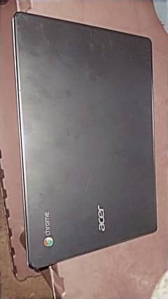 chromo book 4 gb ram all ok condition