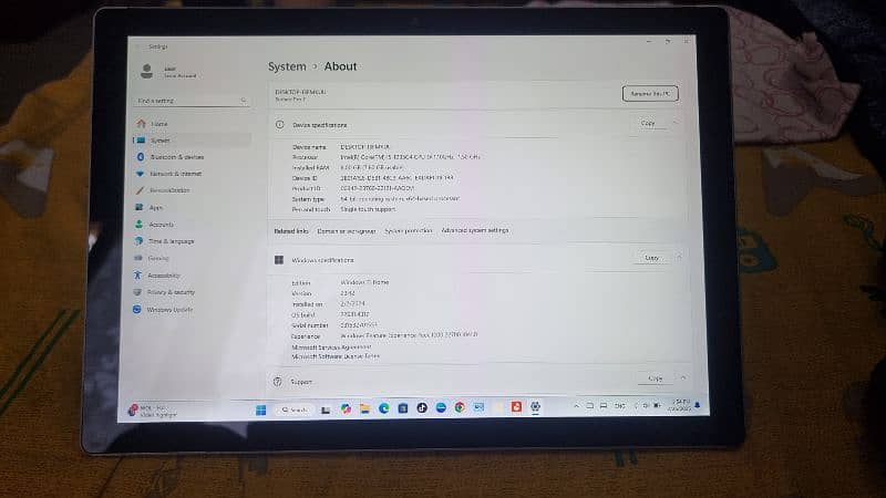 Microsoft Surface pro 7 i5 with 8 gb ram 128gb storage. URGENT SALE! 0
