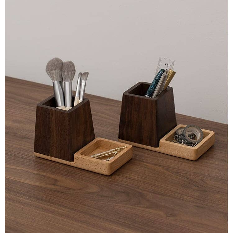 Simple Wooden Pen Holder For Office Organization And Storage 3