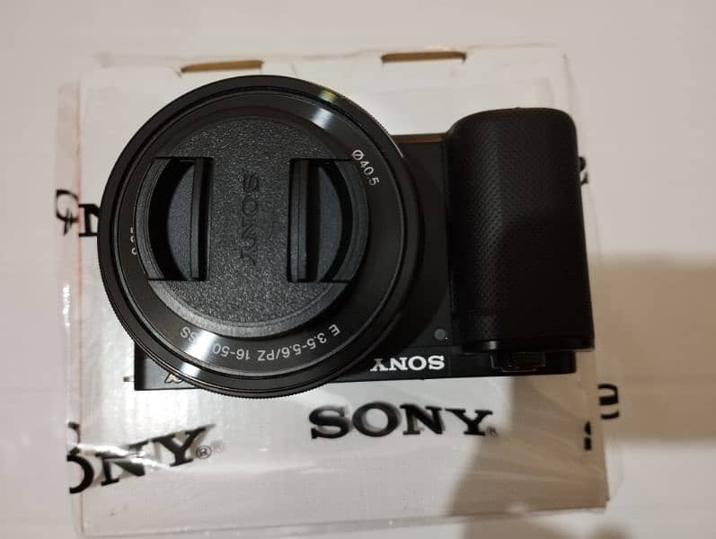 Sony zve10 Mirrorless camera for Vlogging 1