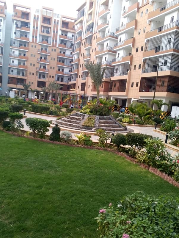 A Prime Location Flat Of 1400 Square Feet In Karachi 2