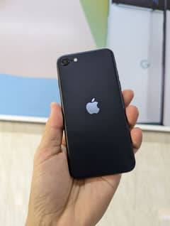 iPhone se 3