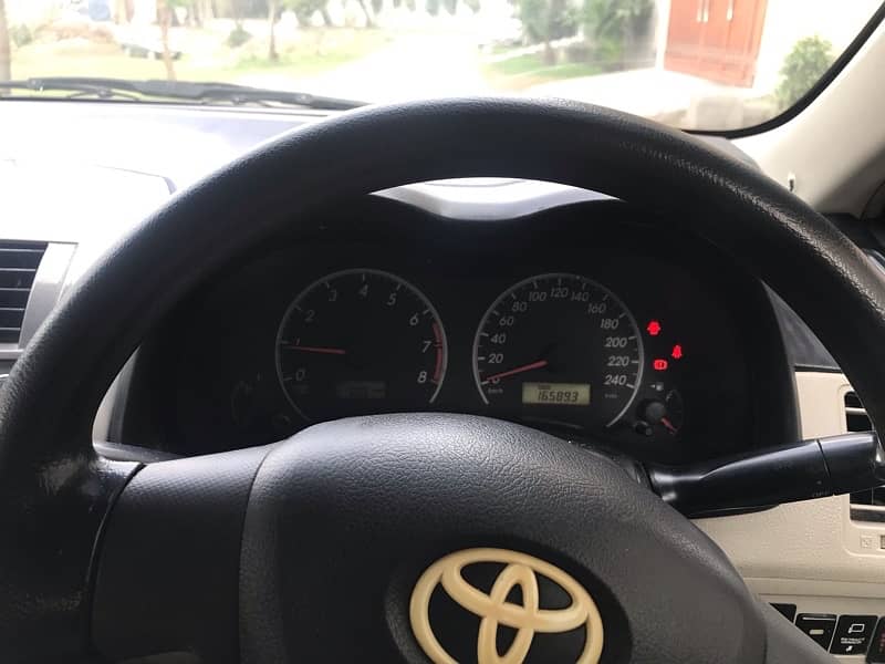 Toyota Corolla XLI 2013/2014 12