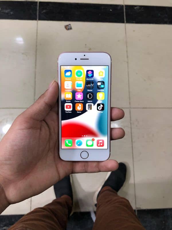 iPhone 6s 32gb PTA appror 1