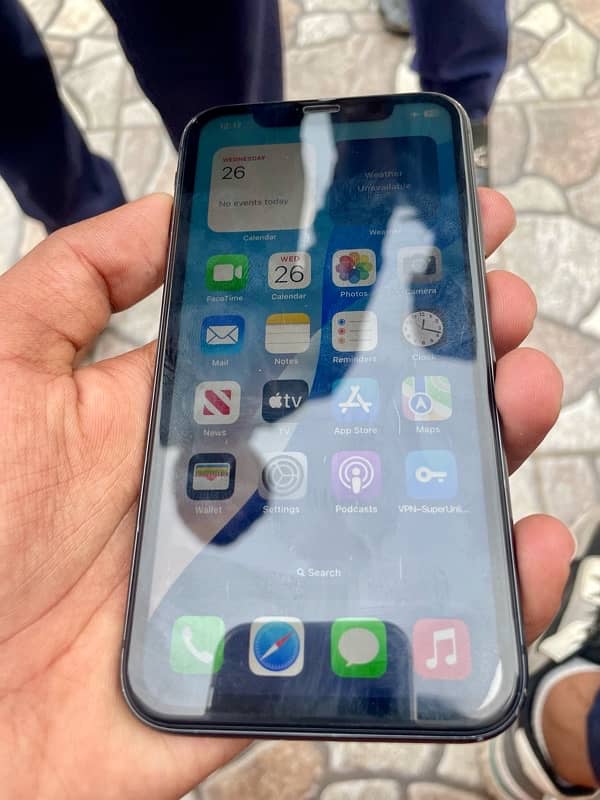 iPhone 11 jv 64gb 1