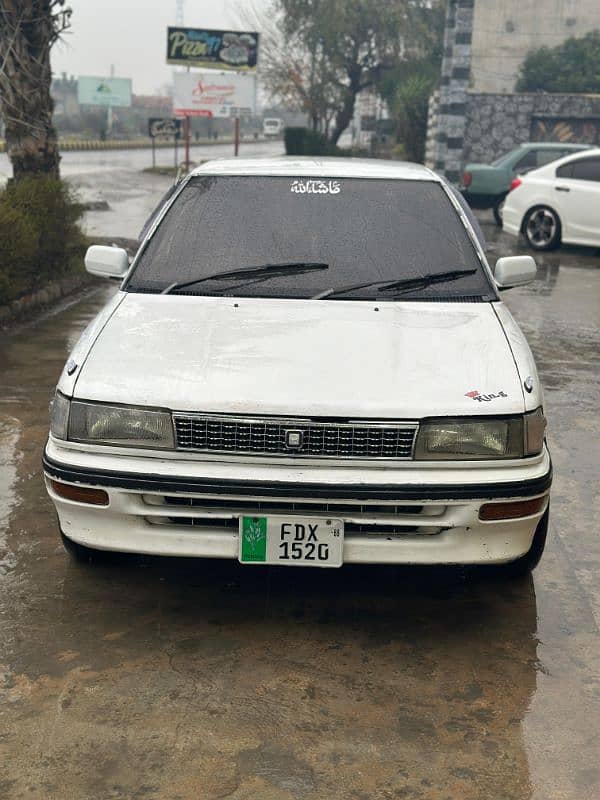 Toyota Corolla 2000 3