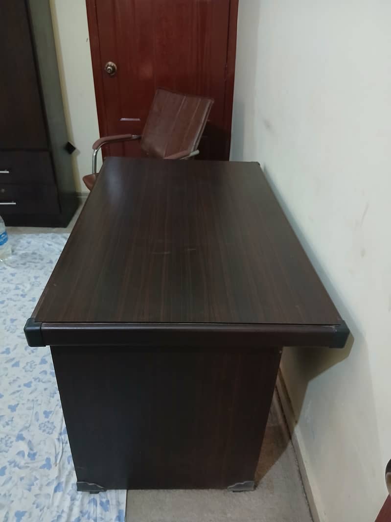 Computer table with chair, (Office table with Chair) 3