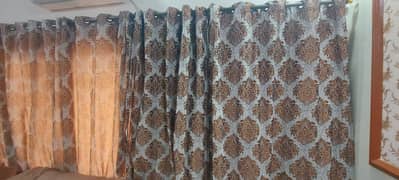 Curtain in good condition