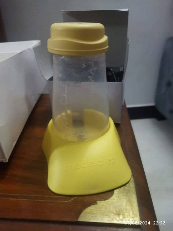 Medala Breast Pump 3