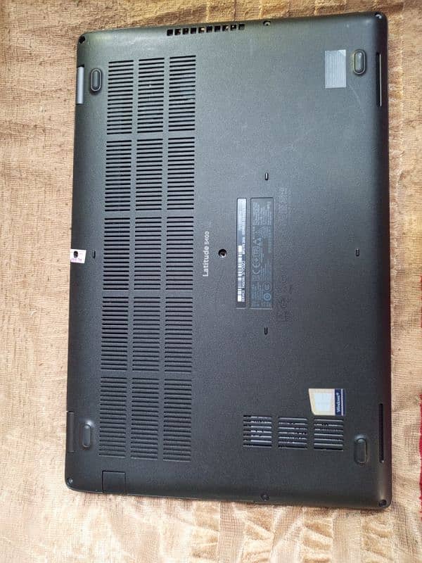 Dell Latitude 5400 I-5 8th Gen 1.9mb processor 3