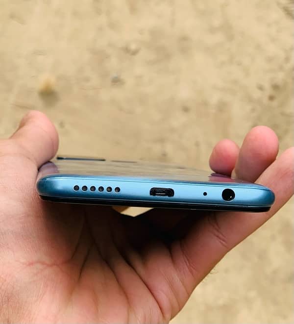 INFINIX HOT 10  64 gb all ok just panel change 4