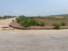 BOULEVARD CORNER 1 KANAL WITH EXTRA LAND PLOT AVAILABLE FOR SALE IN BAHRIA ORCHARD