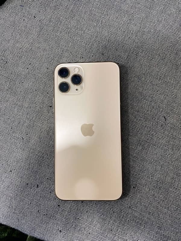 IPhone 11 Pro jv 2