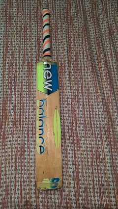 CRICKET HARD BALL BAT 6 GRAIN / BOTTOM AND MIDDLE BOHT ALA HAI