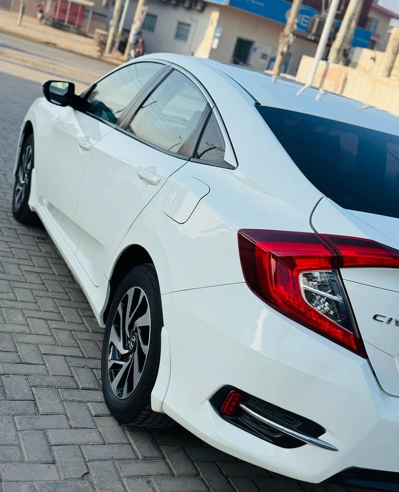 Honda Civic VTi Oriel Prosmatec 2018 11