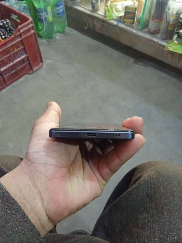 vivo v27e all ok good condition 10 by 10 only phone ha 4