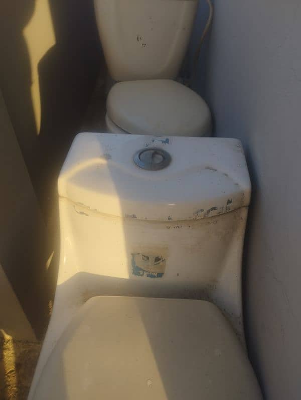 bathroom seats for sale 2