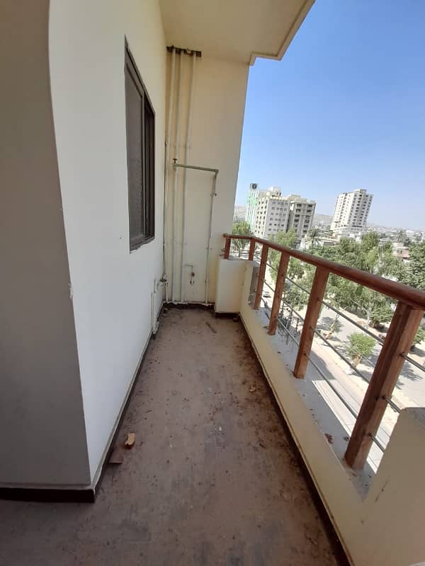 NEW BUILDING FLAT FOR RENT 2 BED DD 4