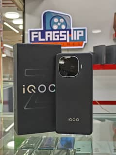 iqoo z9 turbo midrange flagship phone available at FLAGSHIP CELLFONES