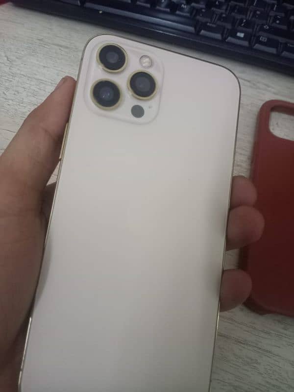 iPhone 12 pro max non pta 1