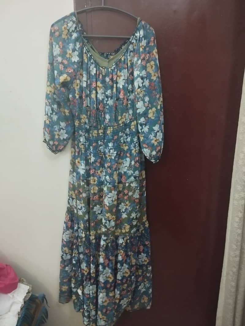 Preloved maxis and skirts in Good Condition 2