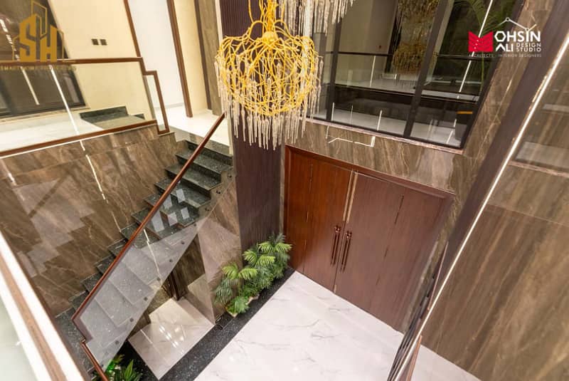 Ultra Modern Luxury Bungalow For Sale At Top Location Near MacDonald &; Park 40